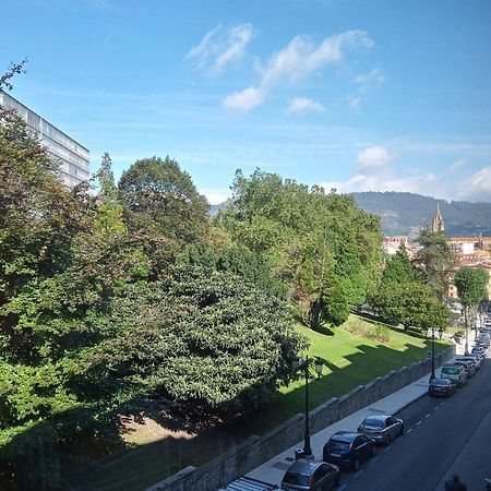 Surf And Art Apartment Parking Gratuito Oviedo Eksteriør bilde