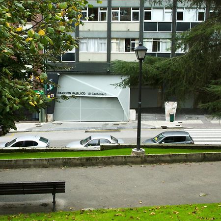 Surf And Art Apartment Parking Gratuito Oviedo Eksteriør bilde
